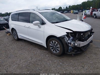 2C4RC1EG7LR****** · 2020 CHRYSLER PACIFICA TOURING L PLUS