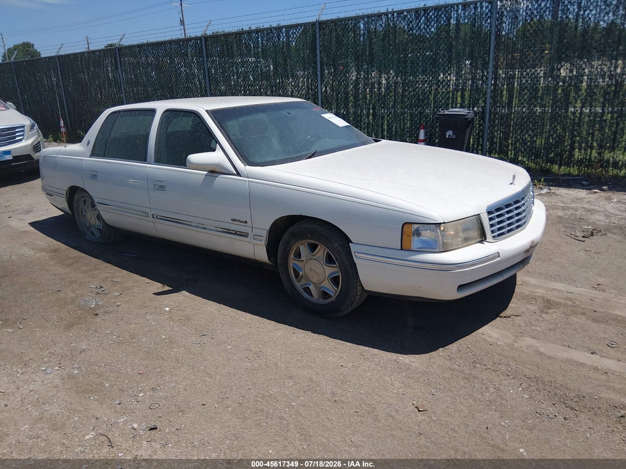 1G6KD54Y9XU****** · 1999 CADILLAC DEVILLE
