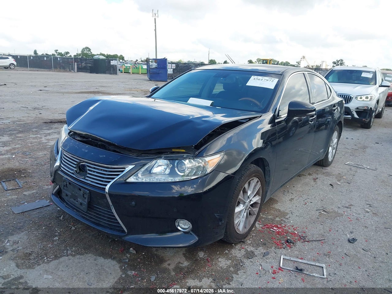 2014 LEXUS ES 300H   · 2/11