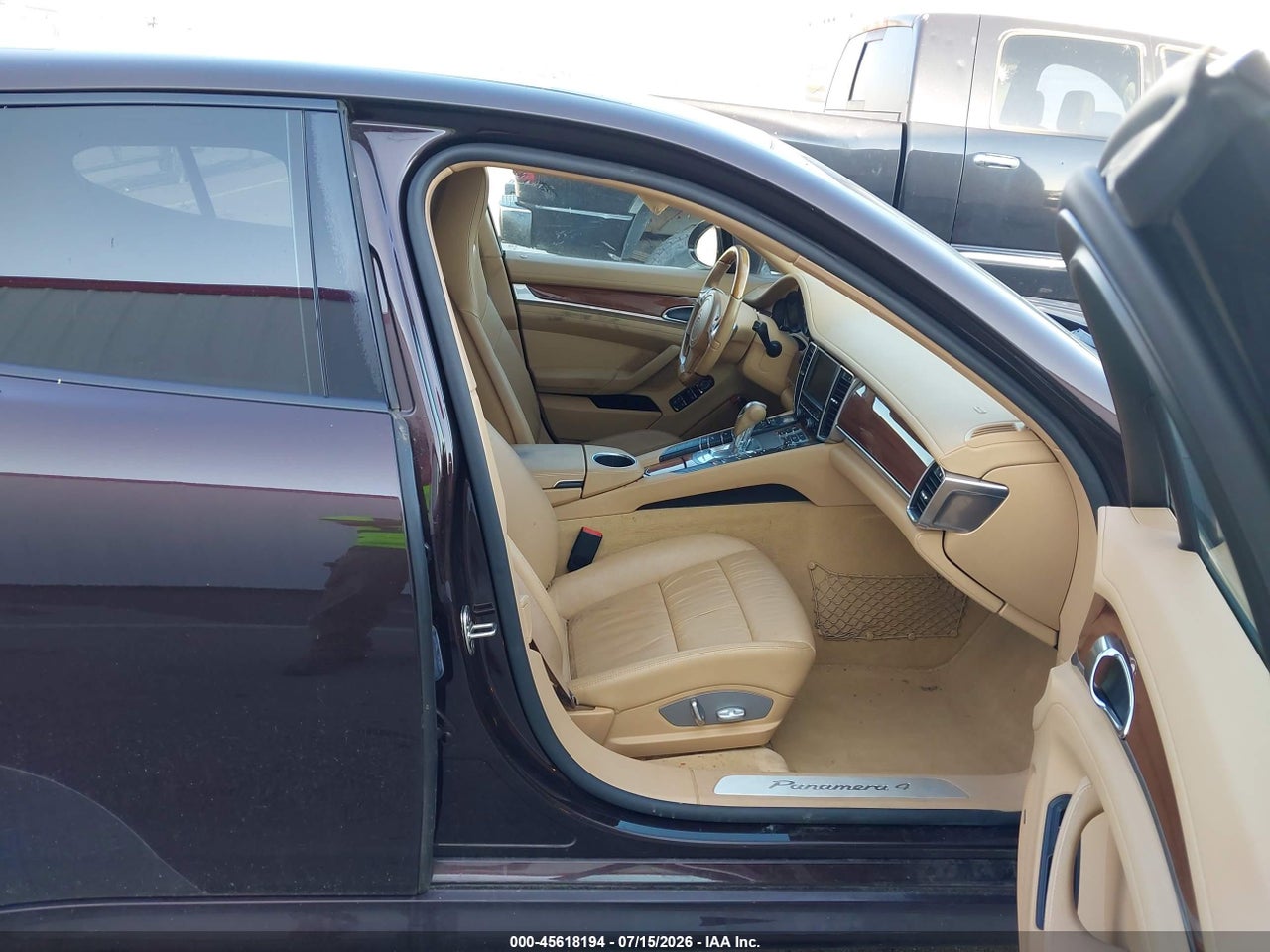 2011 PORSCHE PANAMERA 4 · 5/11