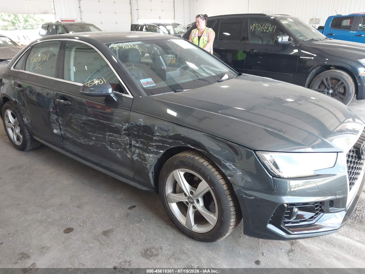 2019 AUDI A4 45 PREMIUM · 6/11