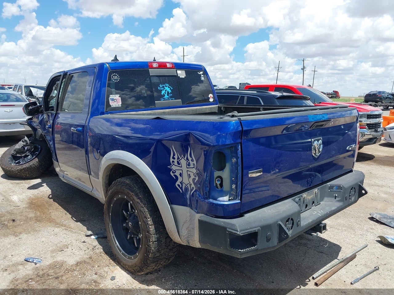 2015 RAM 1500 LARAMIE · 3/11