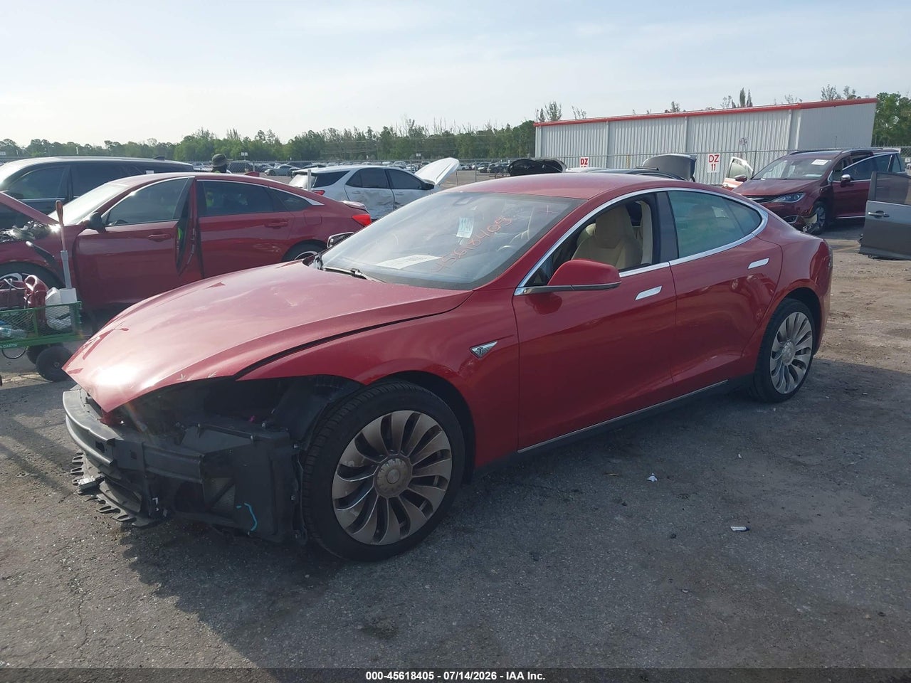 2015 TESLA MODEL S 70D/85D/P85D · 2/9