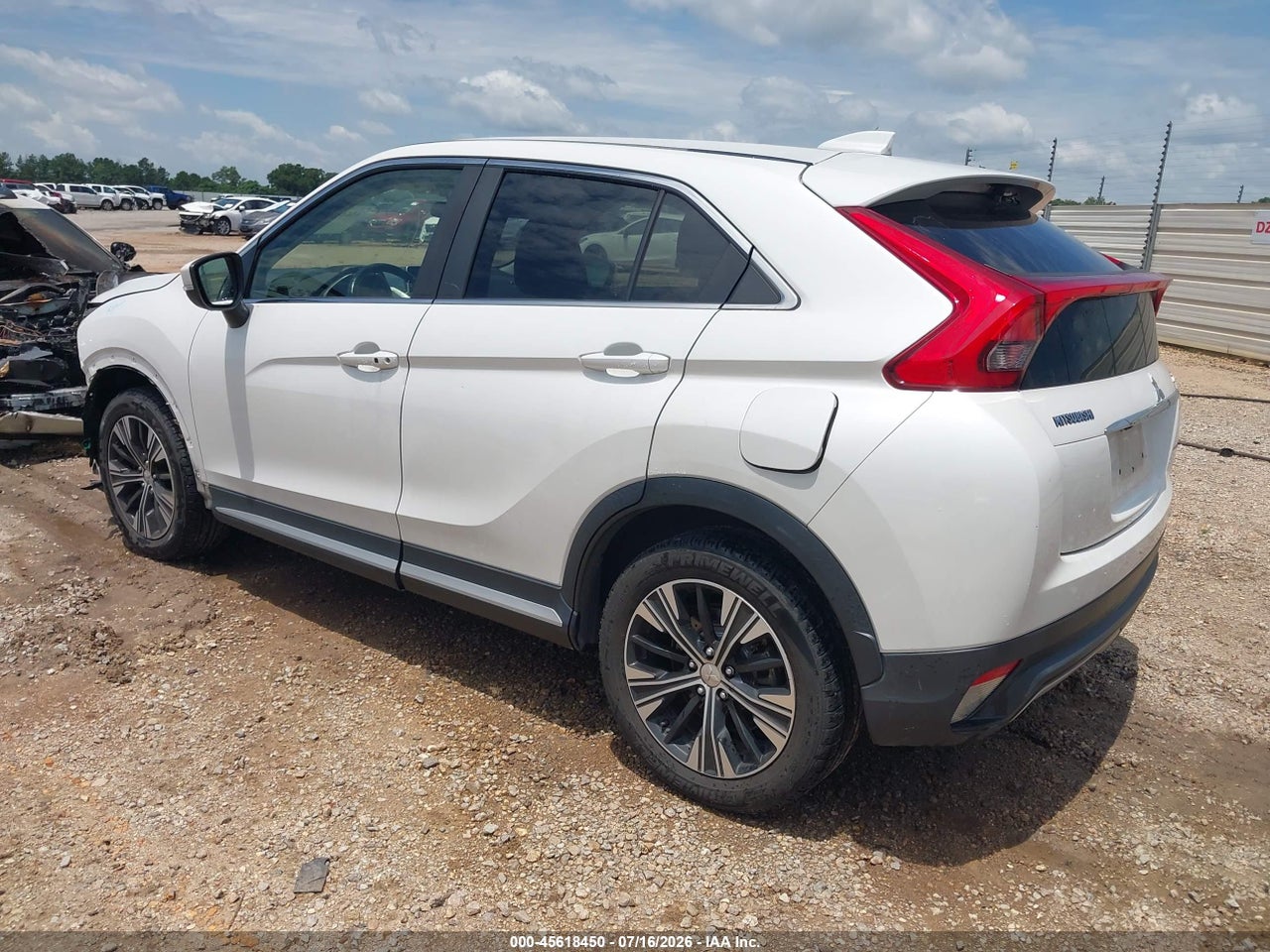 2019 MITSUBISHI ECLIPSE CROSS SEL · 3/11