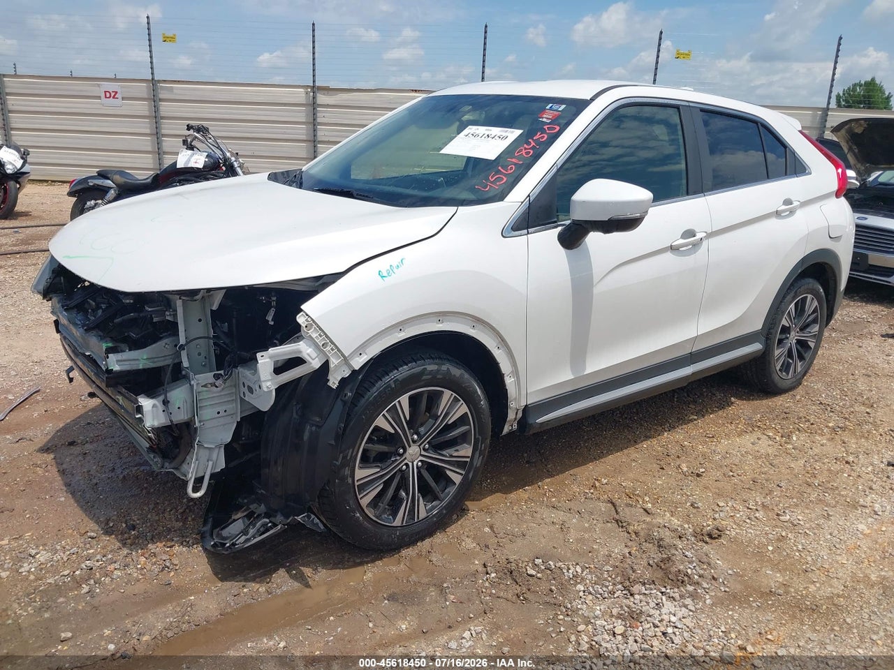 2019 MITSUBISHI ECLIPSE CROSS SEL · 2/11