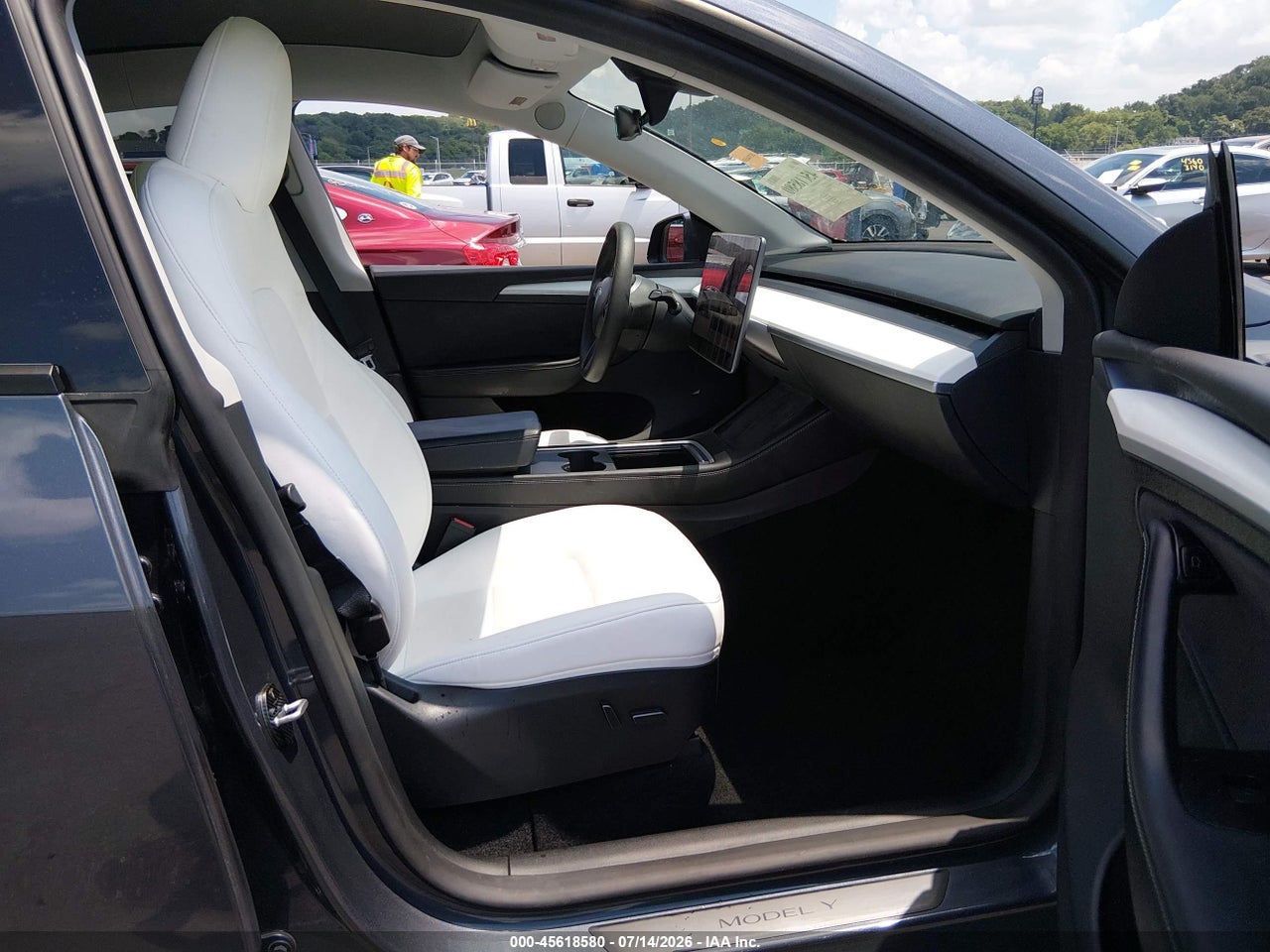 2023 TESLA MODEL Y AWD/LONG RANGE DUAL MOTOR ALL-WHEEL DRIVE · 5/10