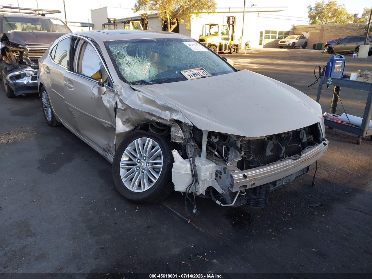 JTHBK1GG5F2****** · 2015 LEXUS ES 350
