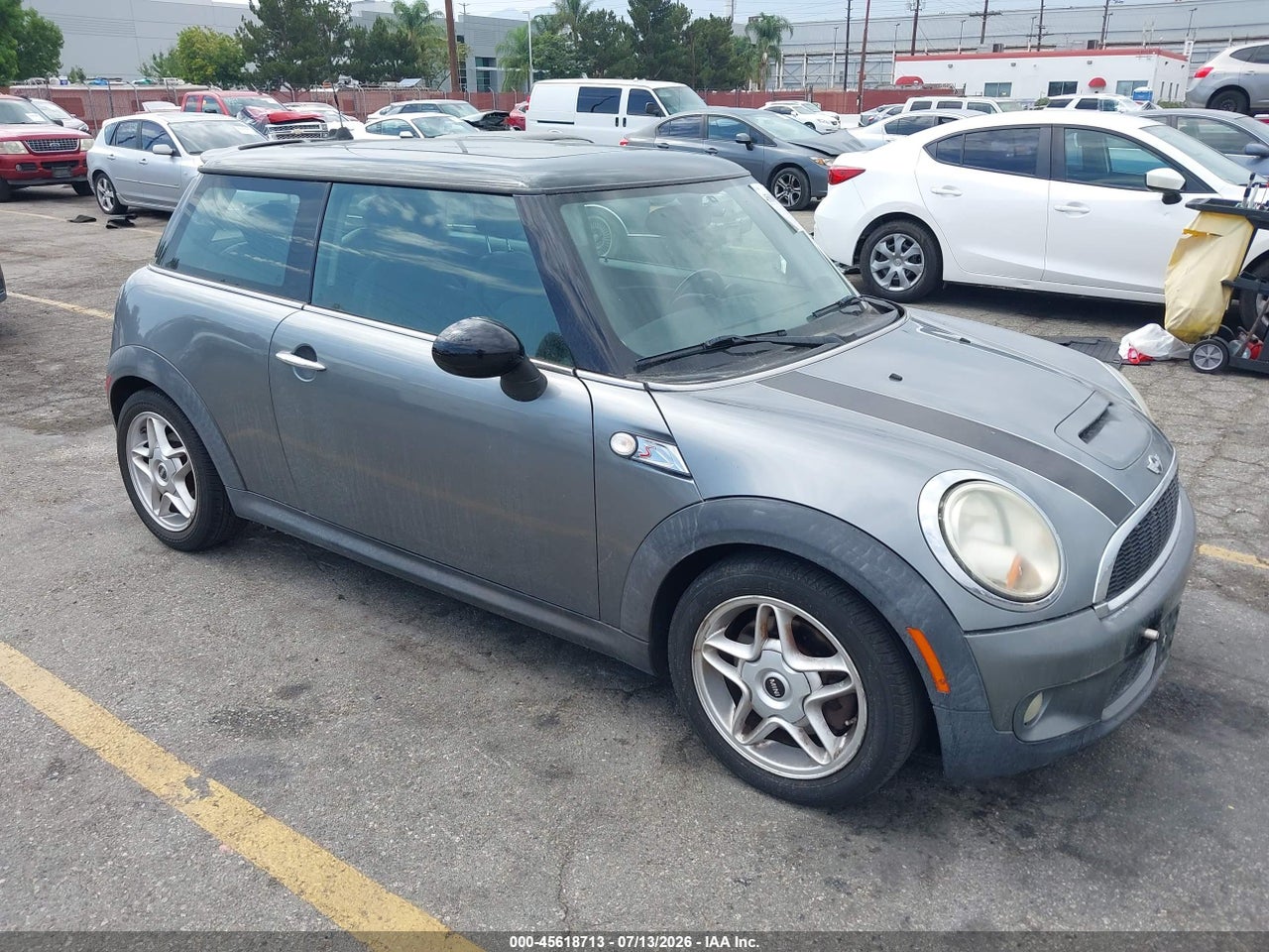 WMWMF7C51AT****** · 2010 MINI COOPER S