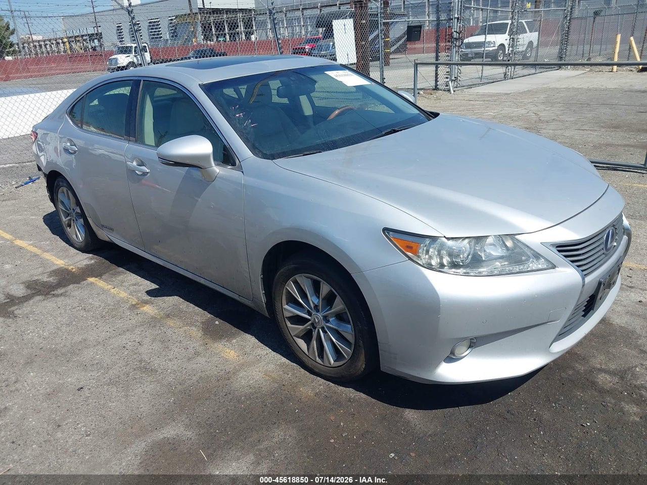 JTHBW1GG9D2****** · 2013 LEXUS ES 300H