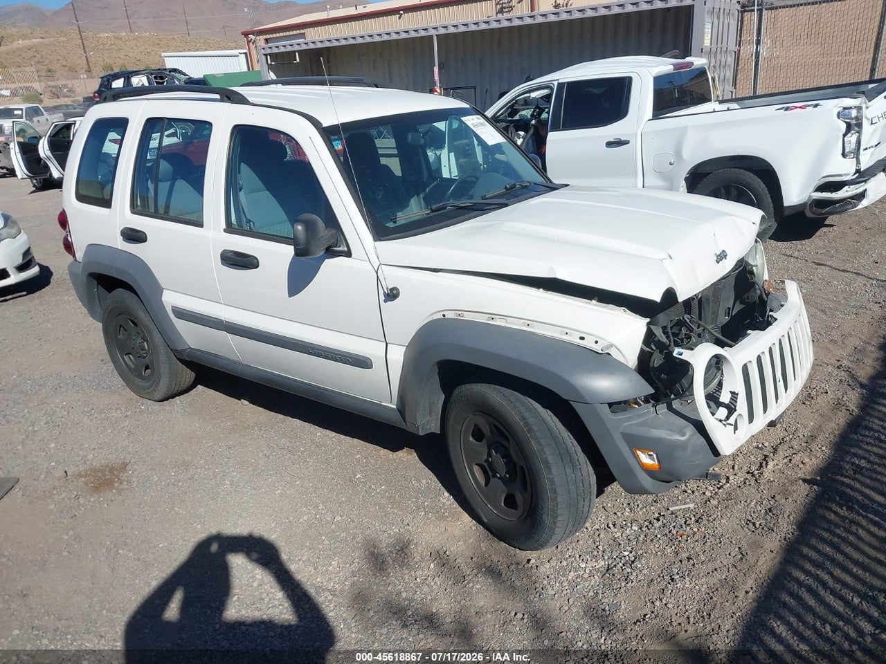 1J4GL48K55W****** · 2005 JEEP LIBERTY SPORT