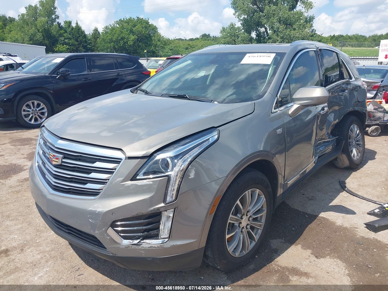 2019 CADILLAC XT5 LUXURY · 2/11