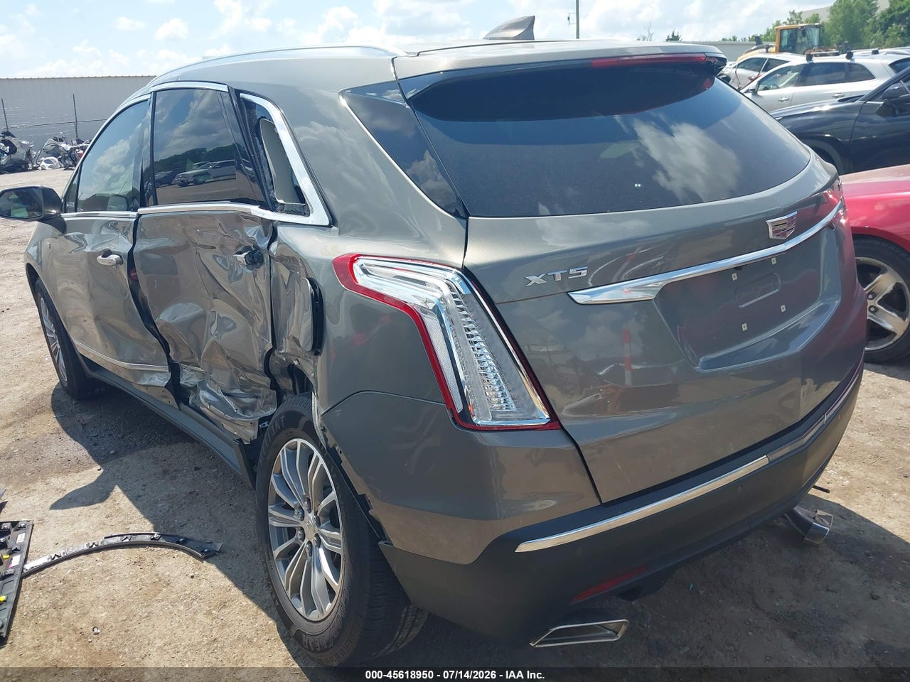2019 CADILLAC XT5 LUXURY · 3/11