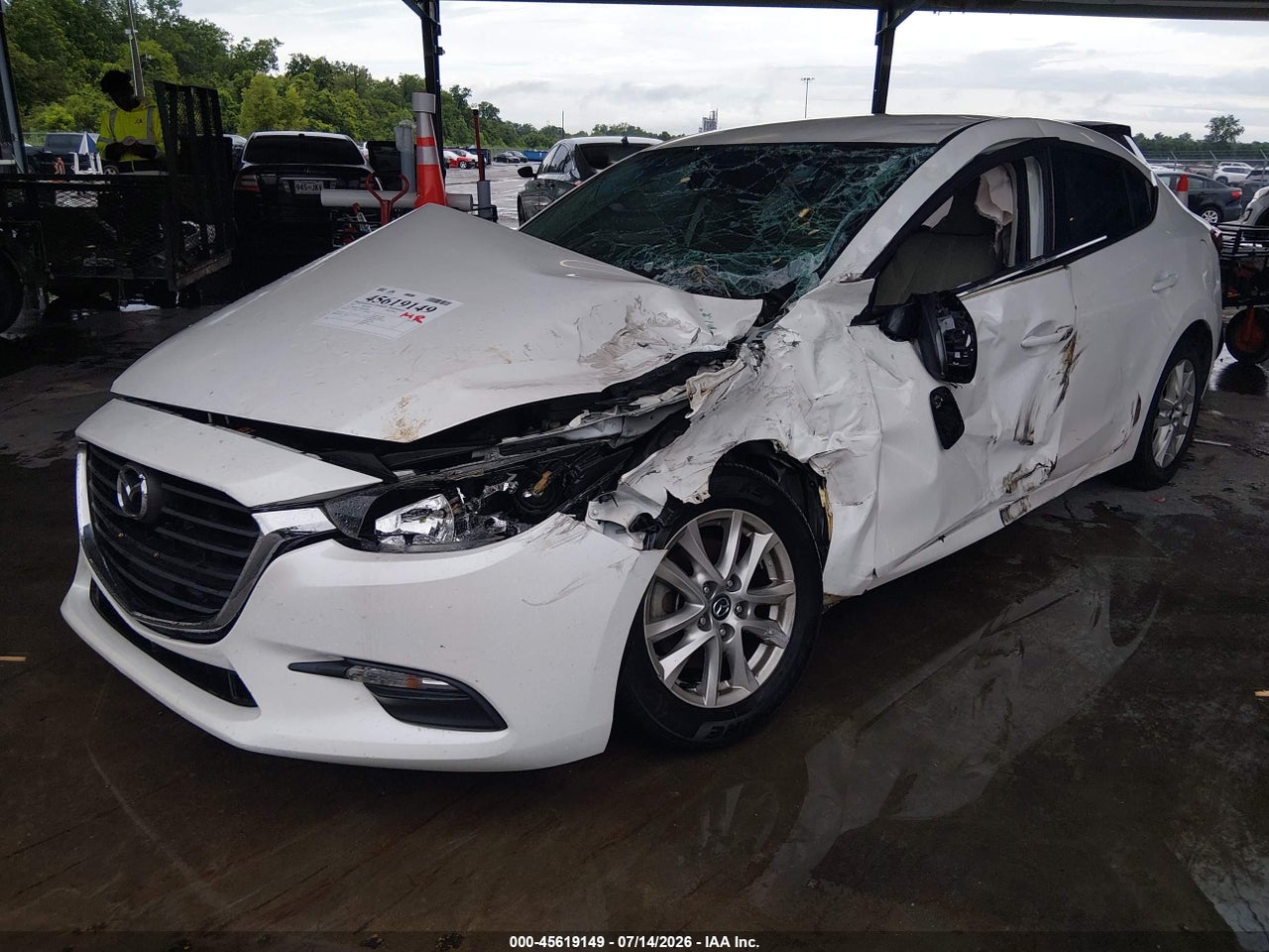 2017 MAZDA MAZDA3 SPORT · 2/11