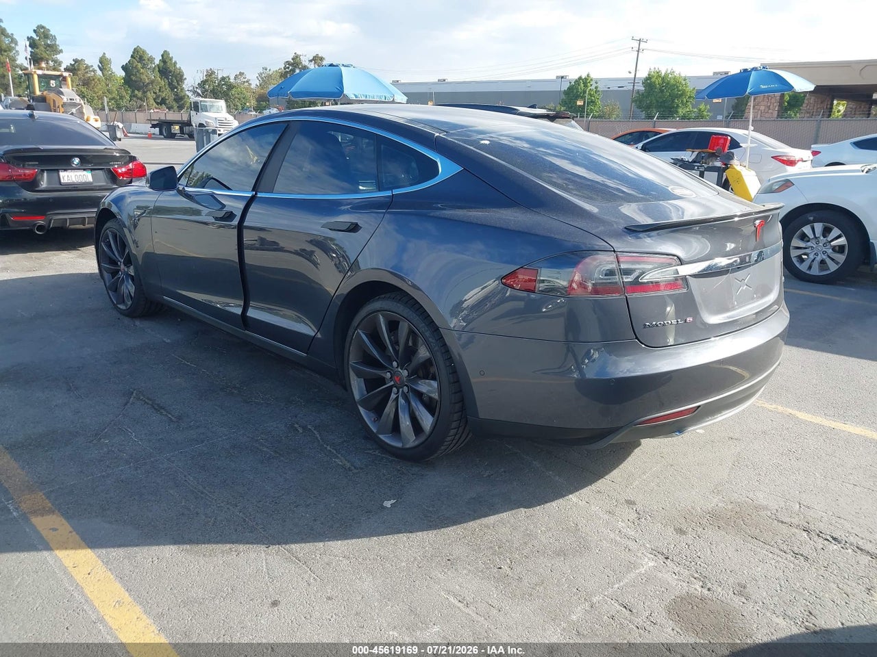 2015 TESLA MODEL S 70D/85D/P85D · 3/11