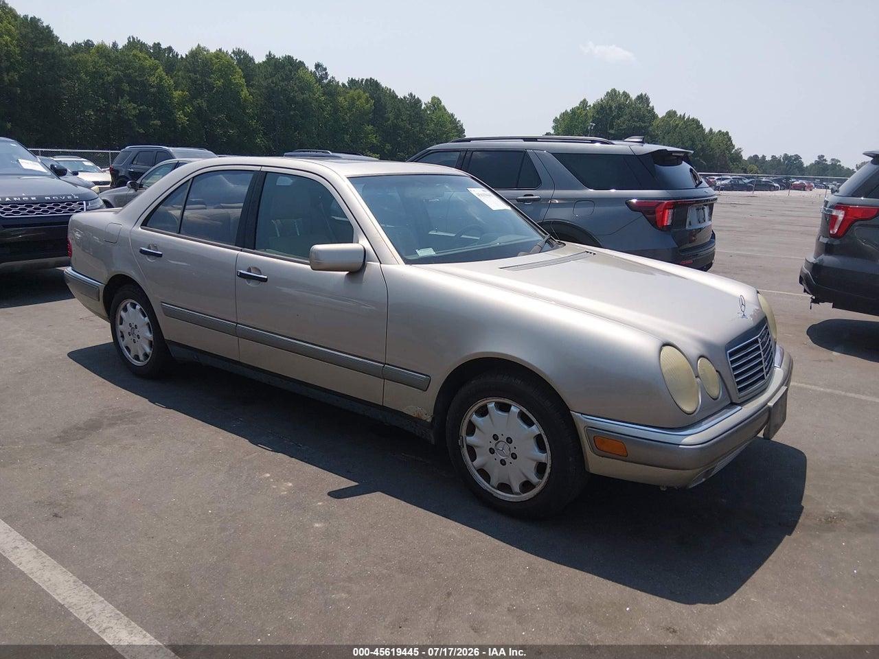 WDBJF55F4VA****** · 1997 MERCEDES-BENZ E 320