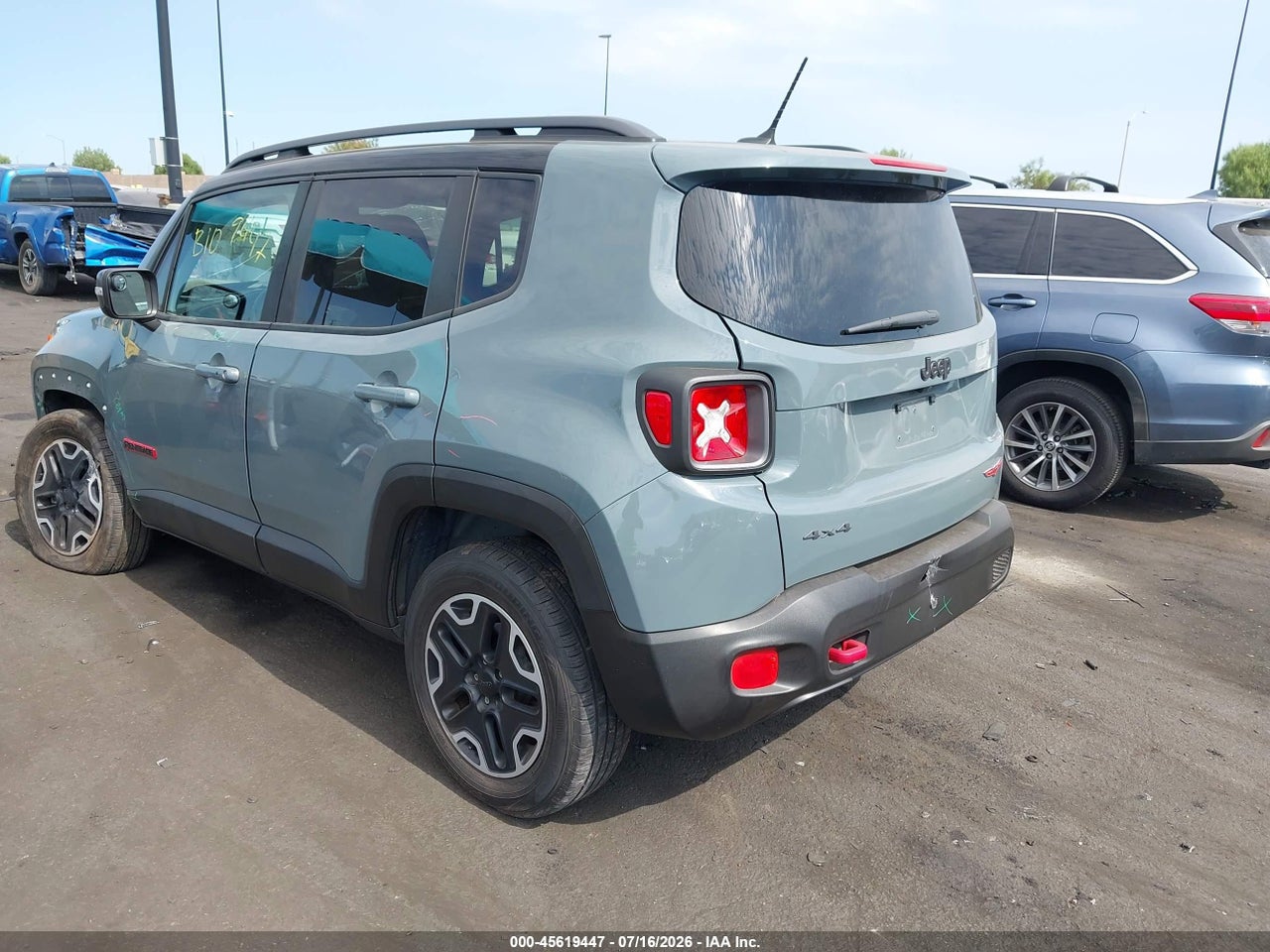 2015 JEEP RENEGADE TRAILHAWK · 3/11