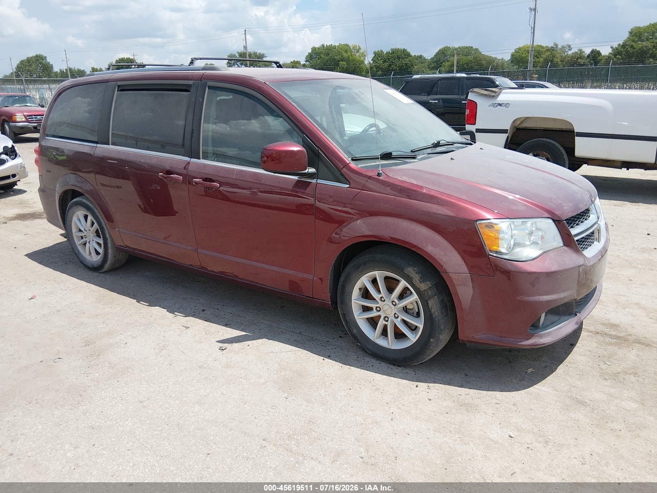 2C4RDGCG7JR****** · 2018 DODGE GRAND CARAVAN SXT