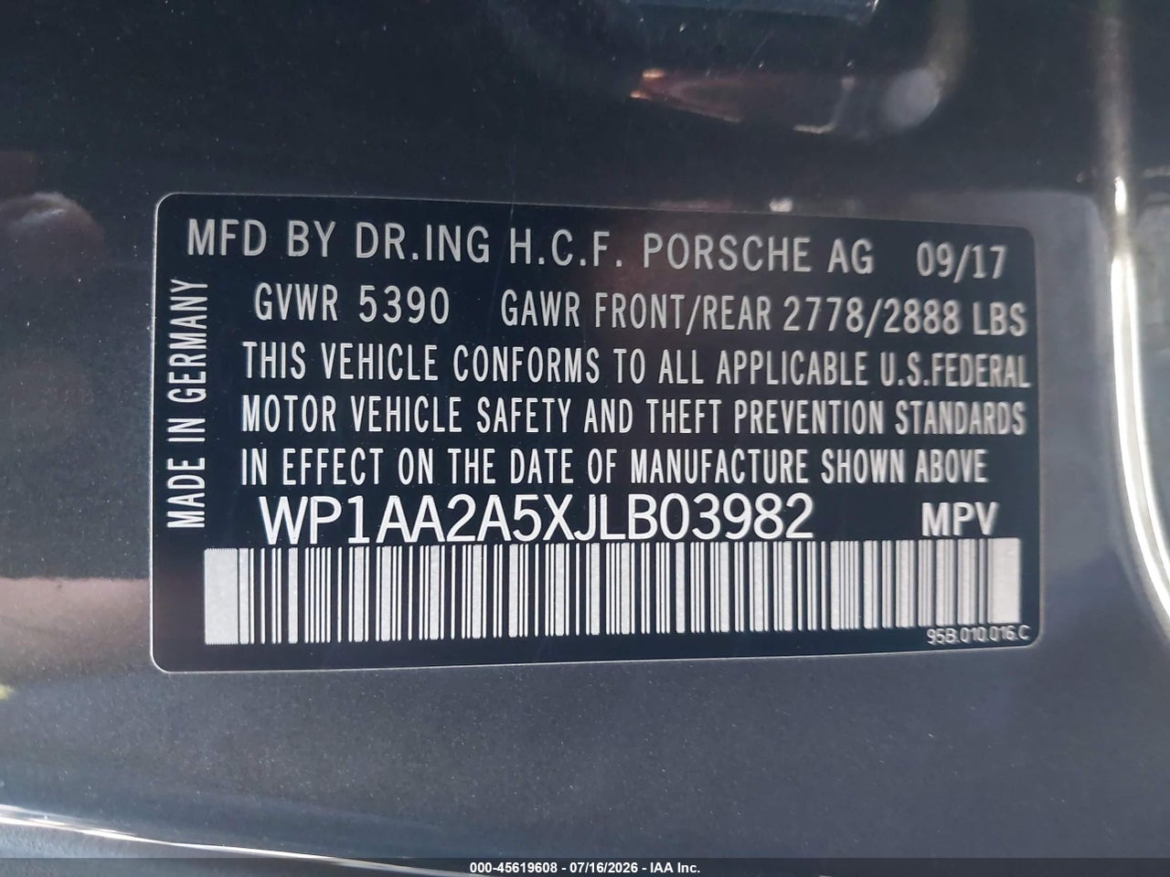 WP1AA2A5XJL****** · 2018 PORSCHE MACAN   · 9/11