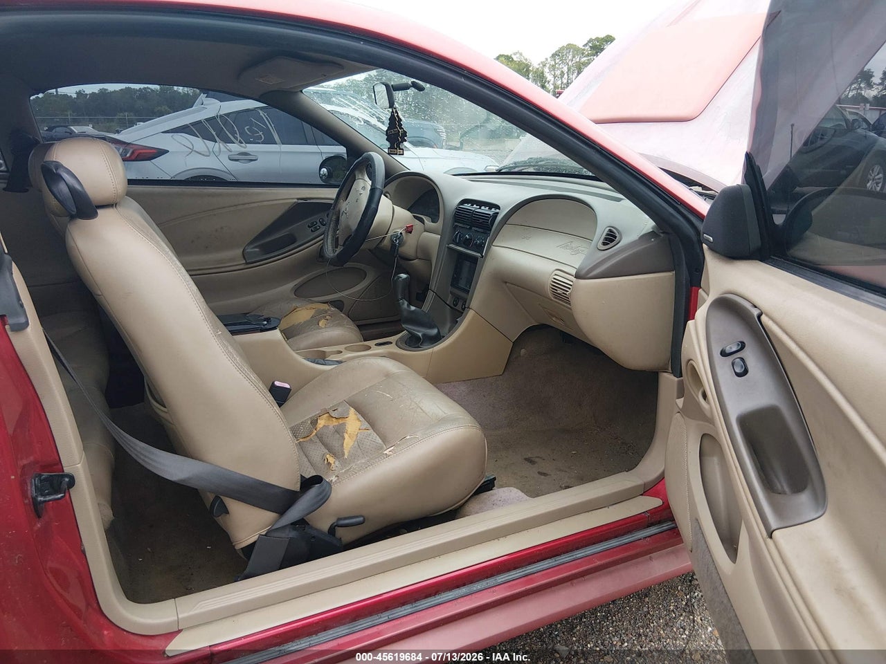 2002 FORD MUSTANG GT DELUXE/GT PREMIUM · 5/11