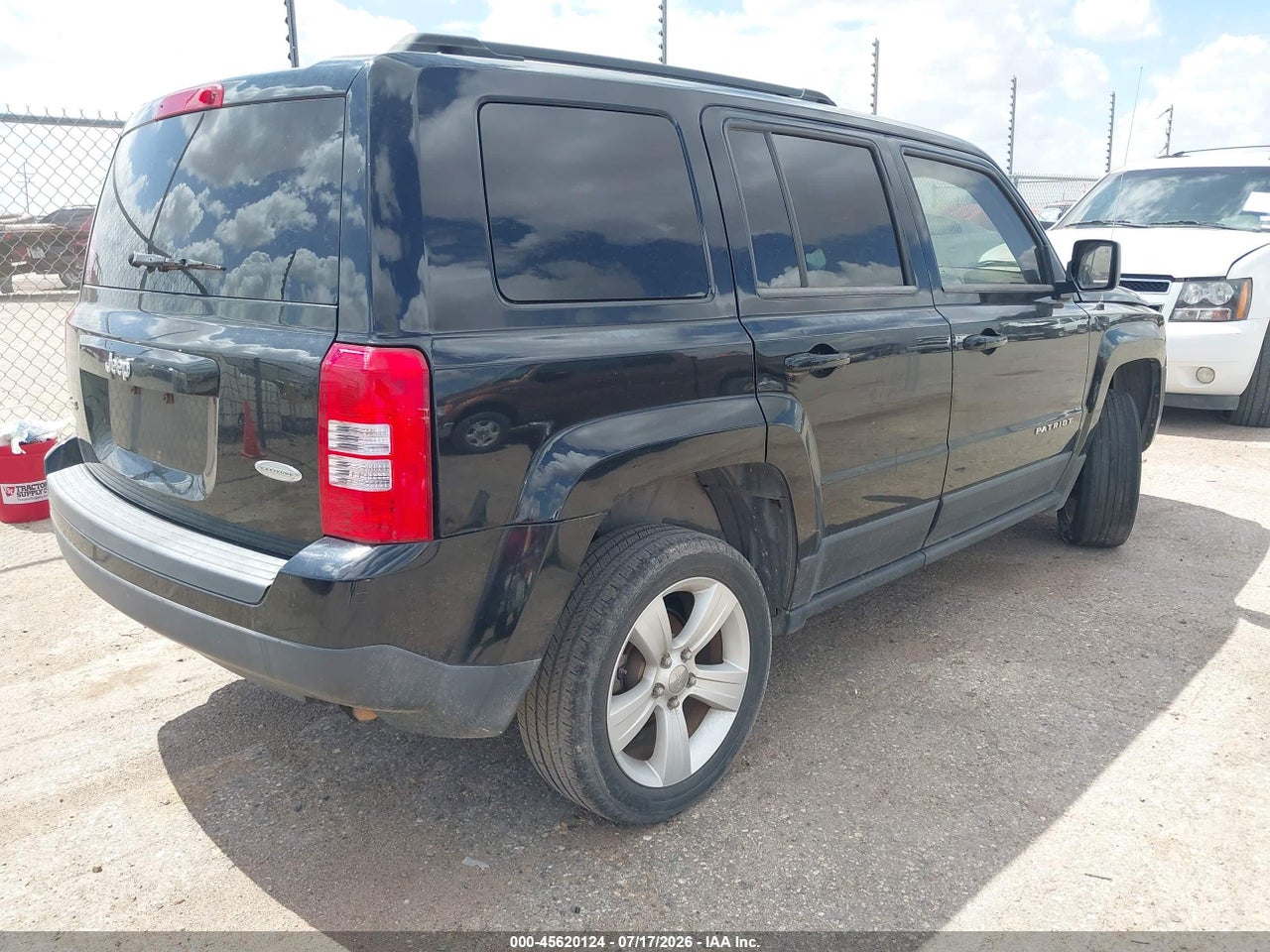 2014 JEEP PATRIOT LATITUDE · 4/11