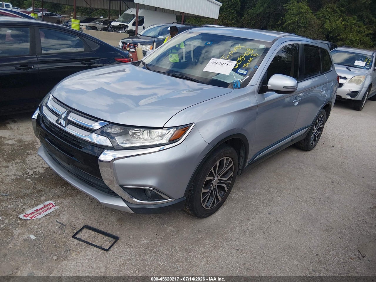 2017 MITSUBISHI OUTLANDER SE/SEL · 2/11