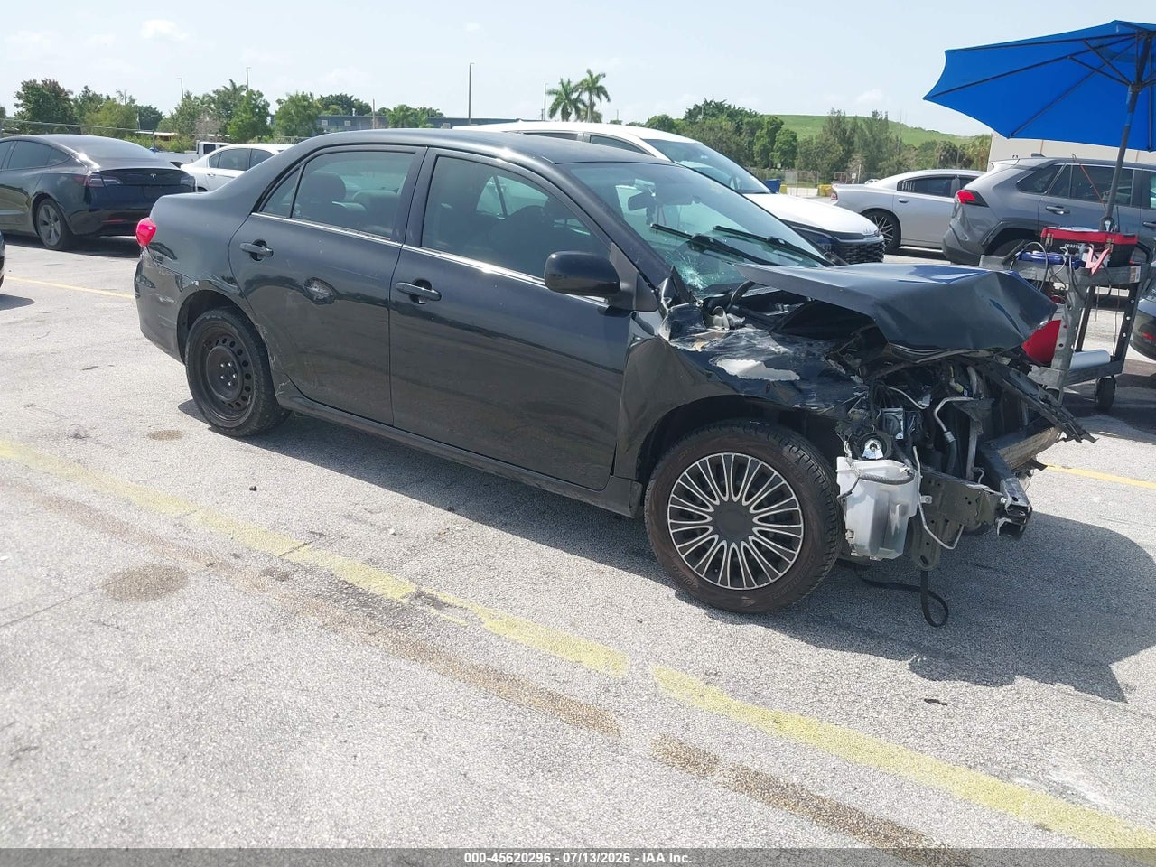 5YFBU4EEXDP****** · 2013 TOYOTA COROLLA LE