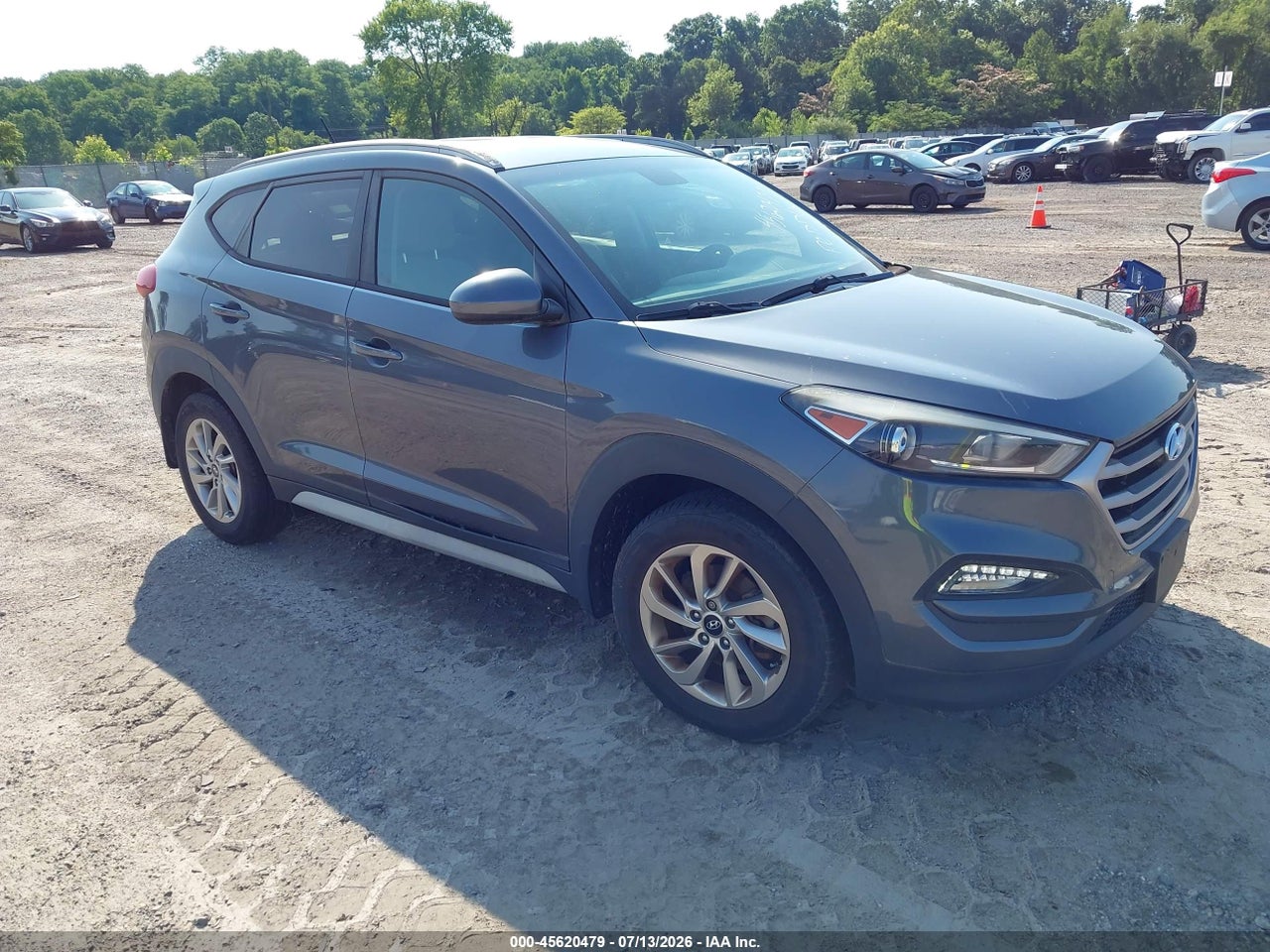 KM8J3CA48HU****** · 2017 HYUNDAI TUCSON SE