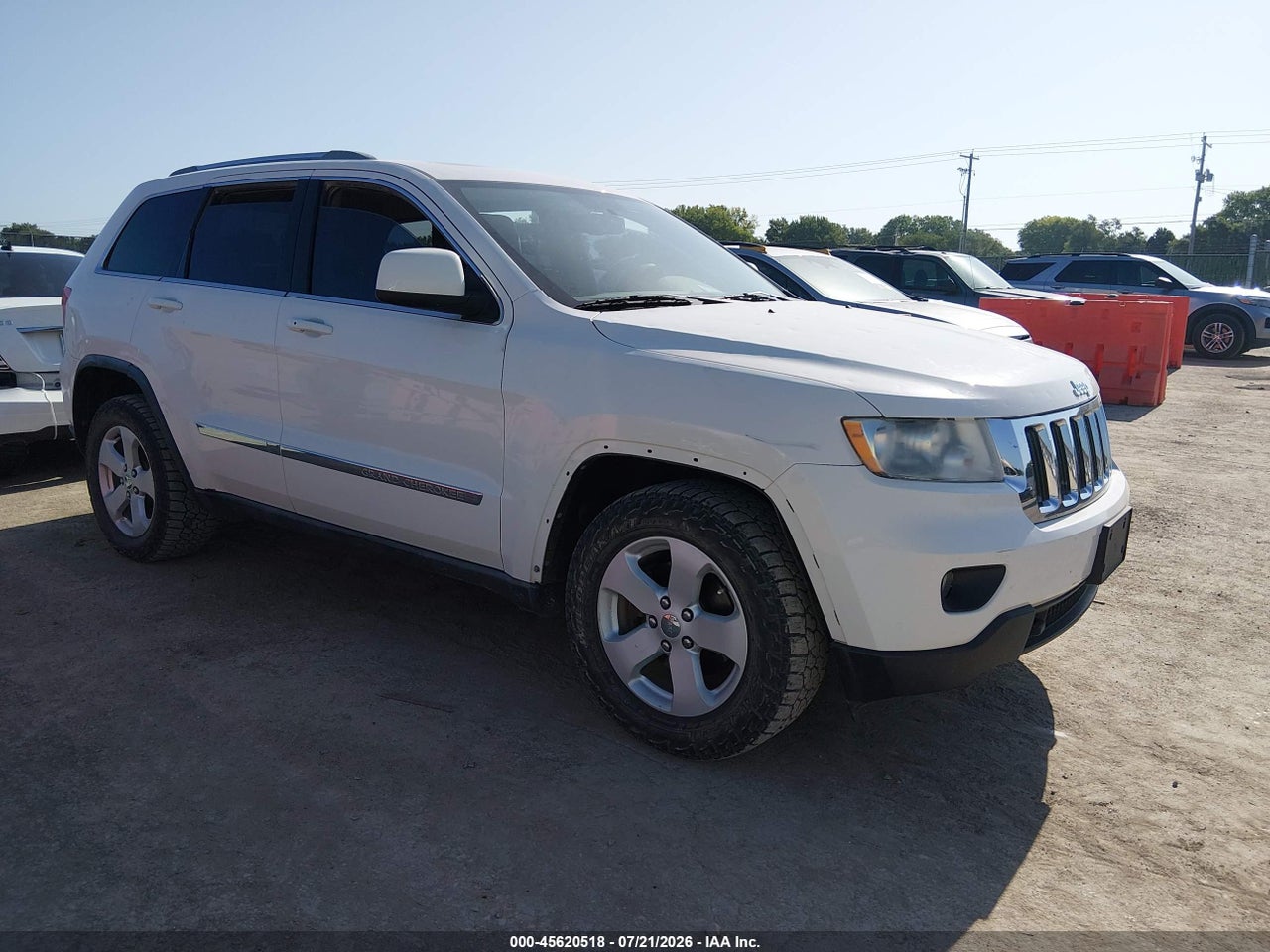 1J4RR4GG4BC****** · 2011 JEEP GRAND CHEROKEE LAREDO