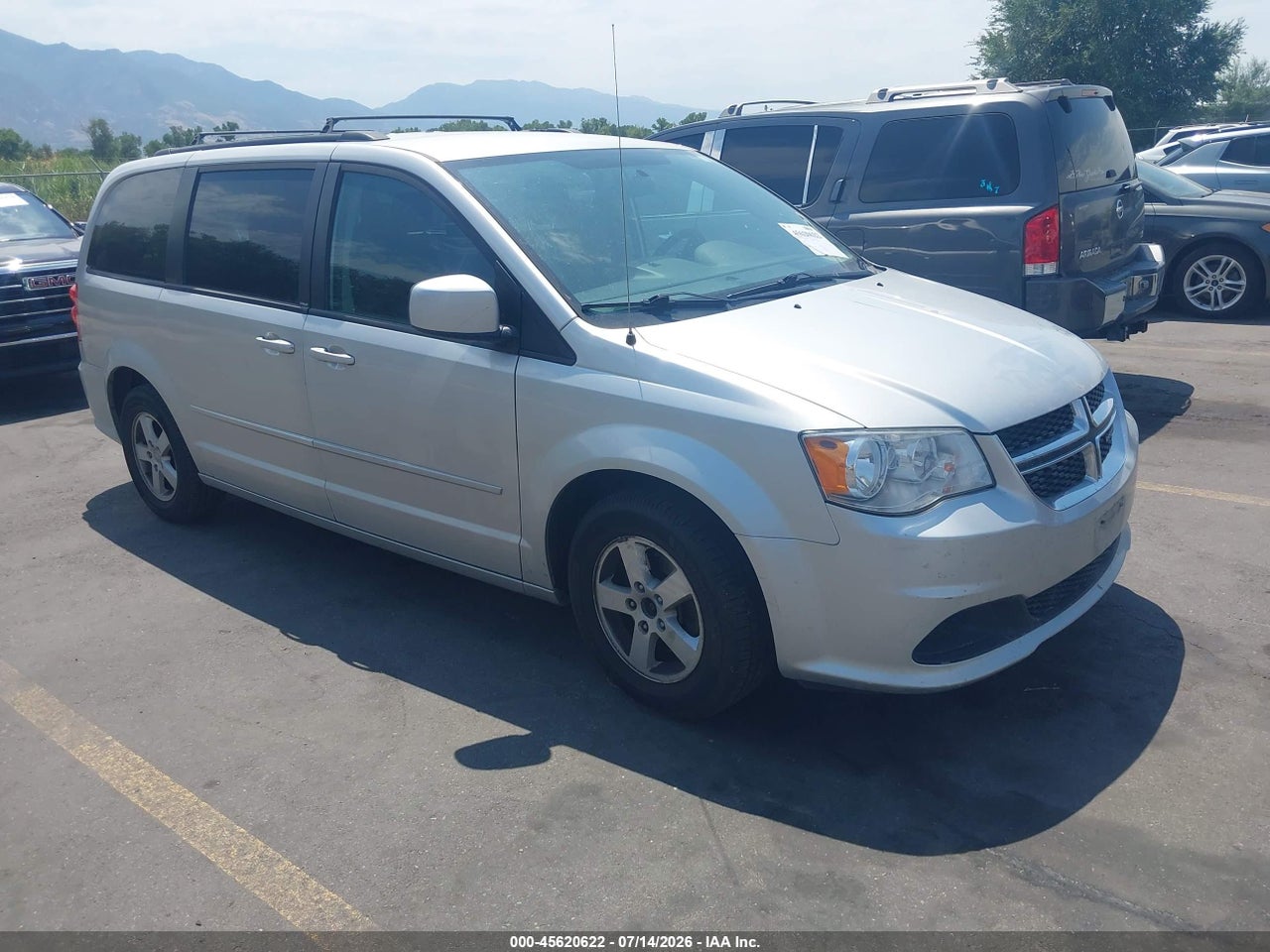 2C4RDGCG1CR****** · 2012 DODGE GRAND CARAVAN SXT