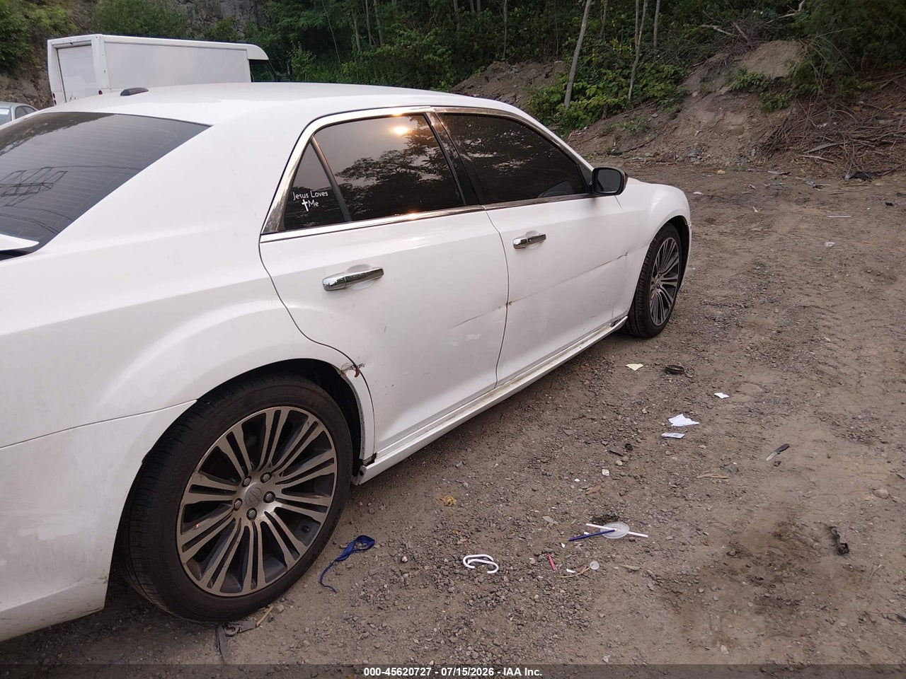 2012 CHRYSLER 300 LIMITED · 6/11