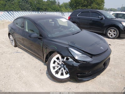 5YJ3E1EA8NF****** · 2022 TESLA MODEL 3 REAR-WHEEL DRIVE