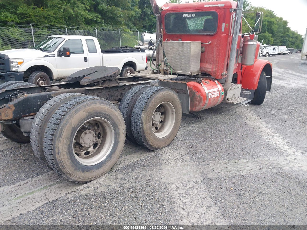 2002 PETERBILT 379   · 4/11