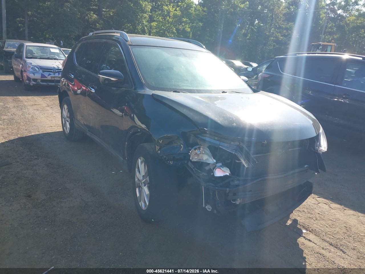 5N1AT2MK7FC****** · 2015 NISSAN ROGUE SV
