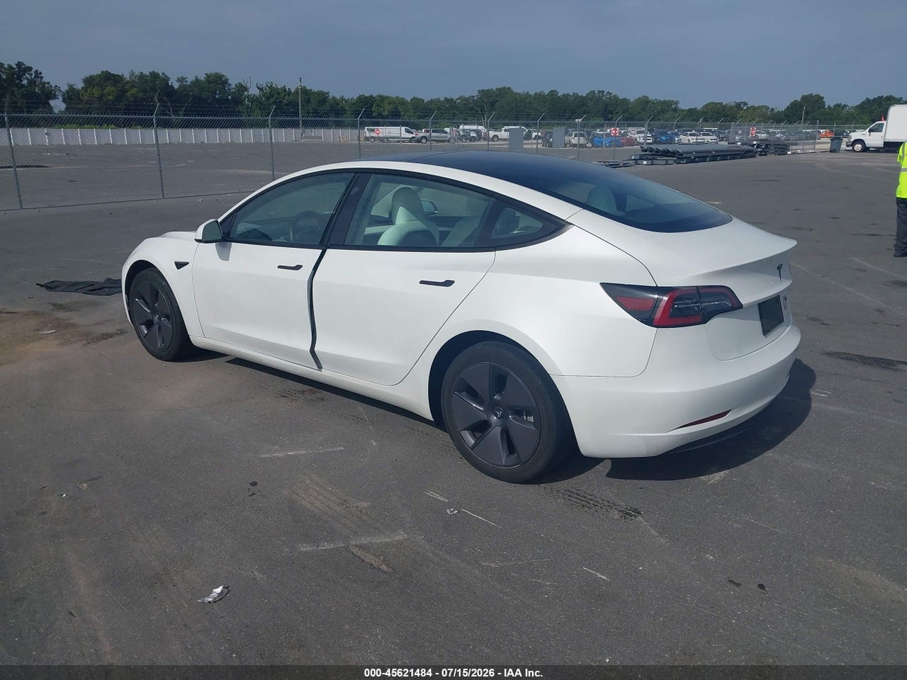 2023 TESLA MODEL 3 REAR-WHEEL DRIVE · 3/10
