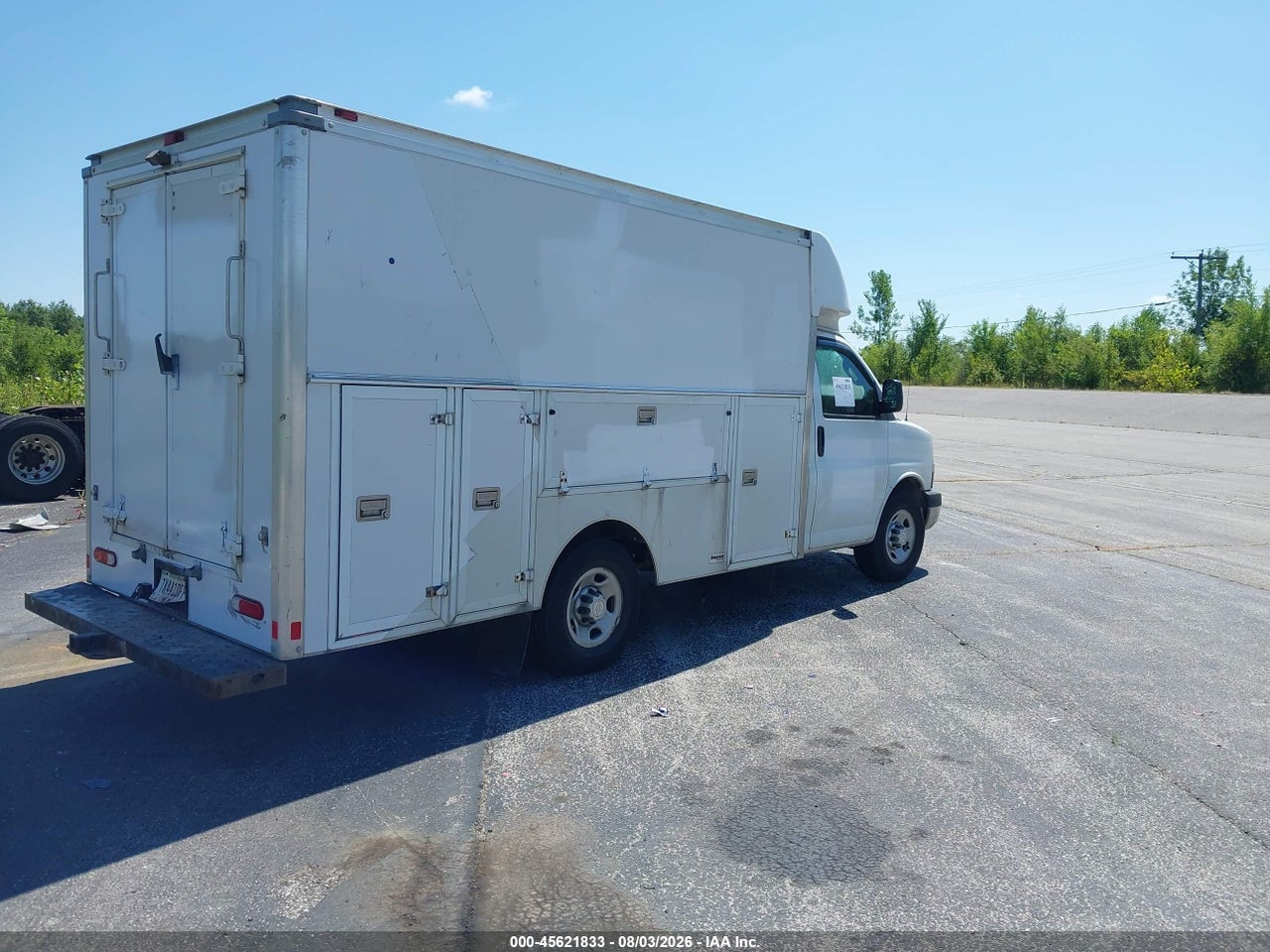 2018 CHEVROLET EXPRESS CUTAWAY WORK VAN · 4/4
