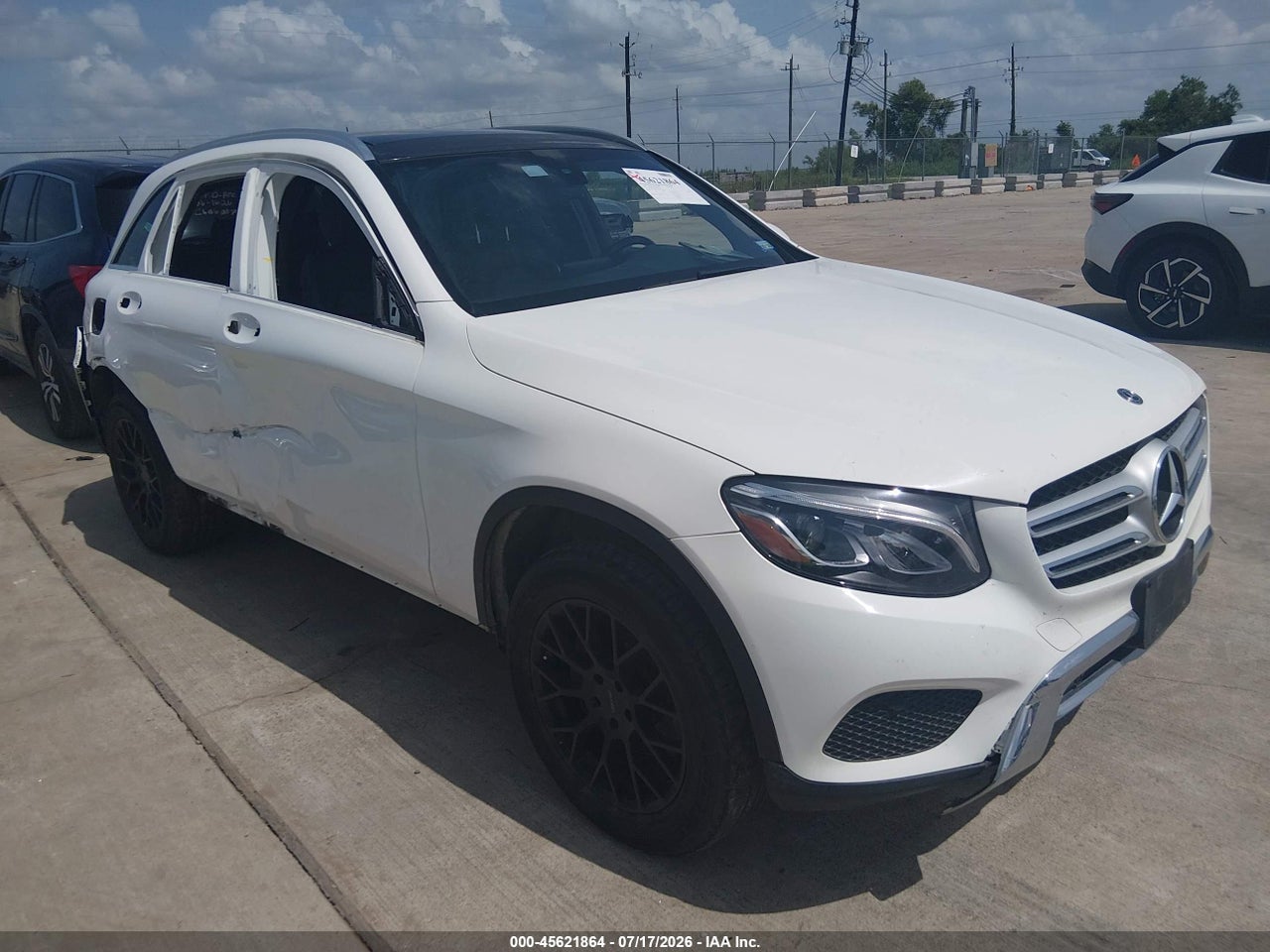 WDC0G4KB5KF****** · 2019 MERCEDES-BENZ GLC 300 4MATIC