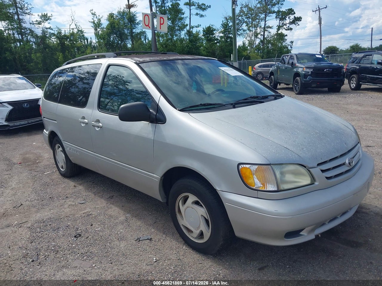 4T3ZF13C62U****** · 2002 TOYOTA SIENNA LE
