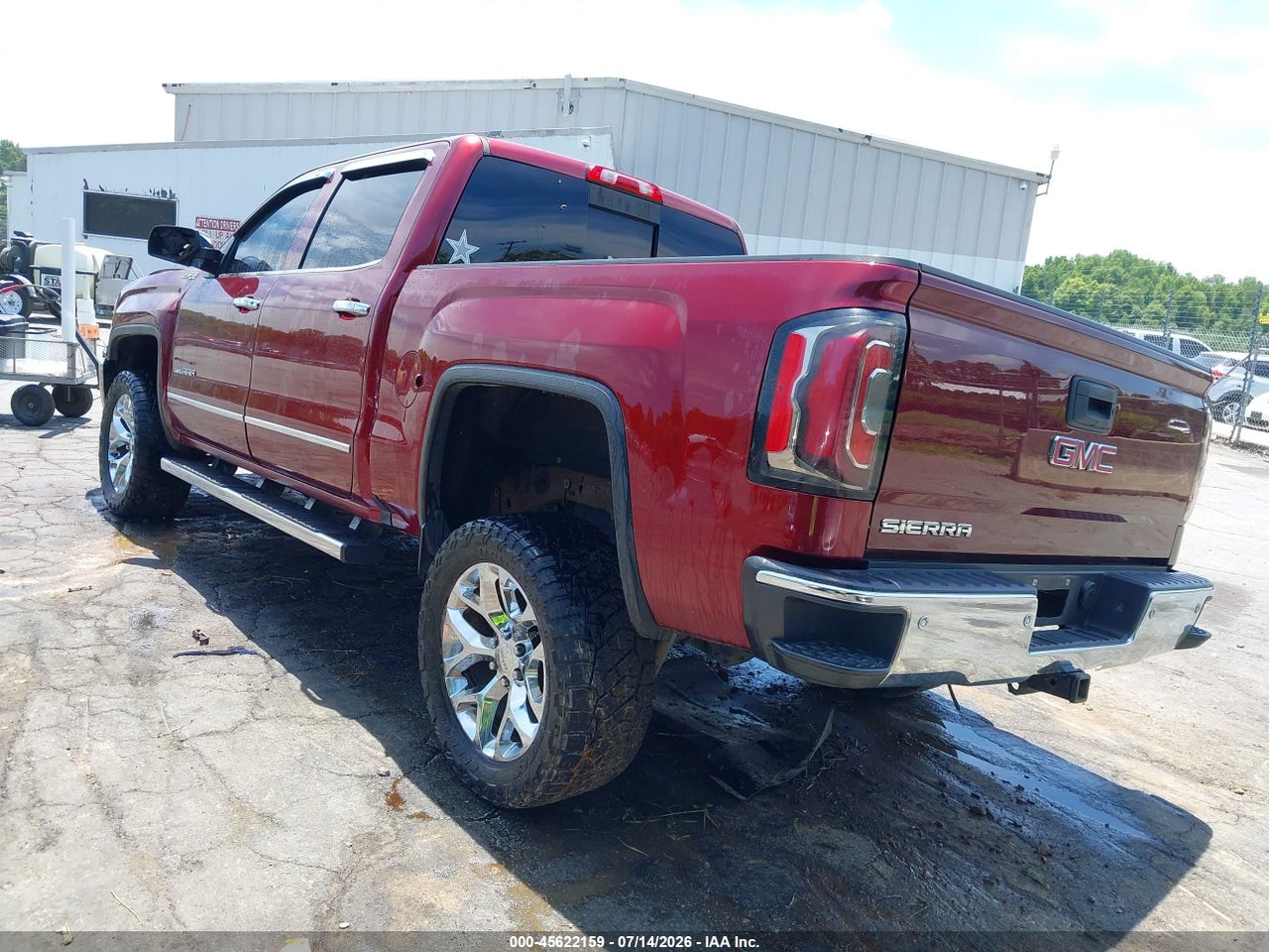 2017 GMC SIERRA 1500 SLT · 3/11