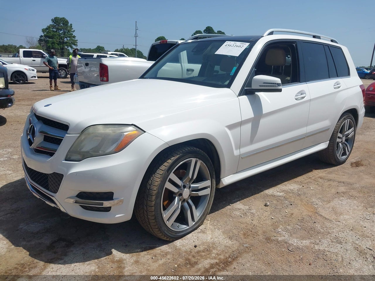 2015 MERCEDES-BENZ GLK 350   · 2/11