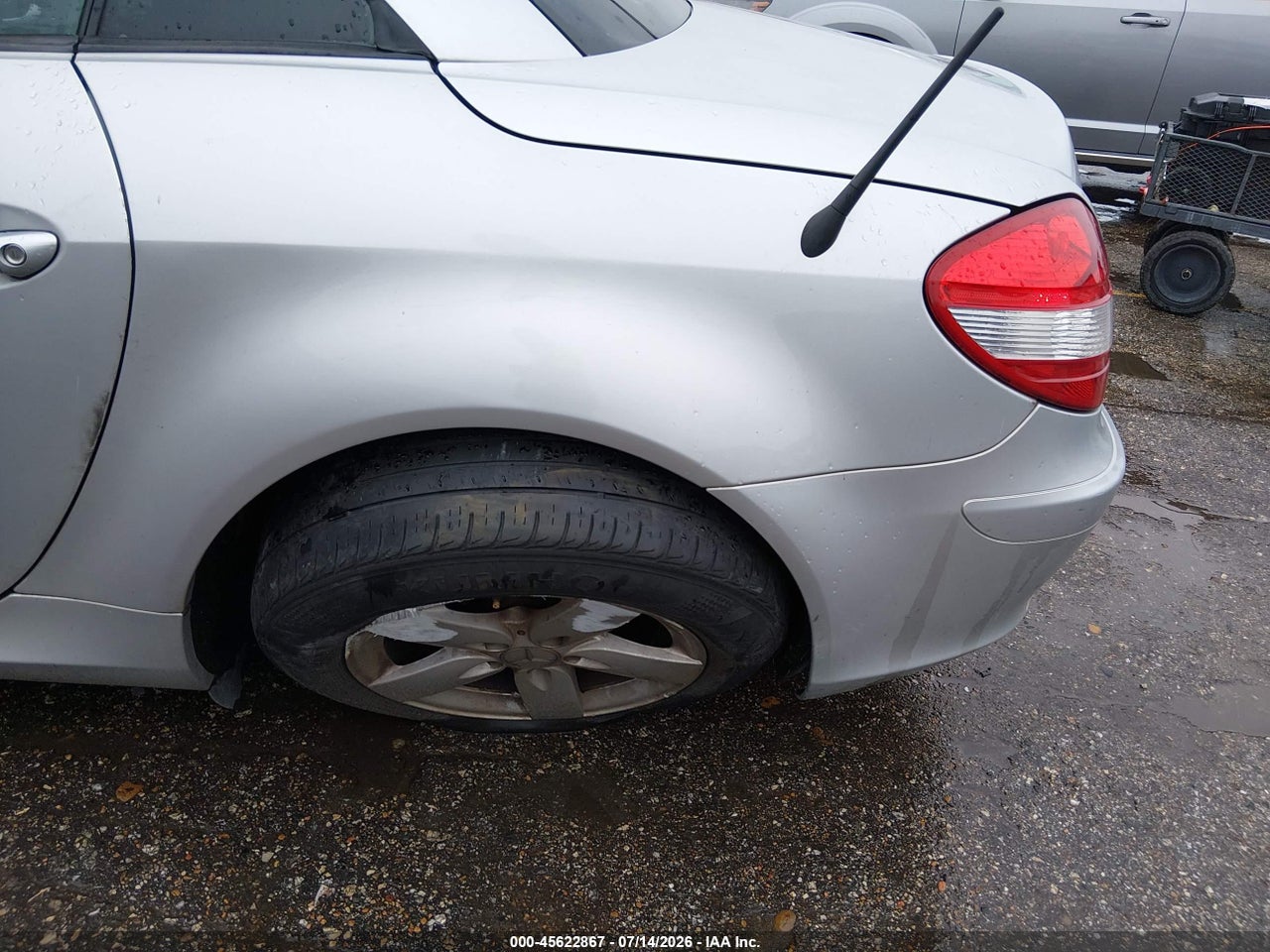 2006 MERCEDES-BENZ SLK 280   · 6/10