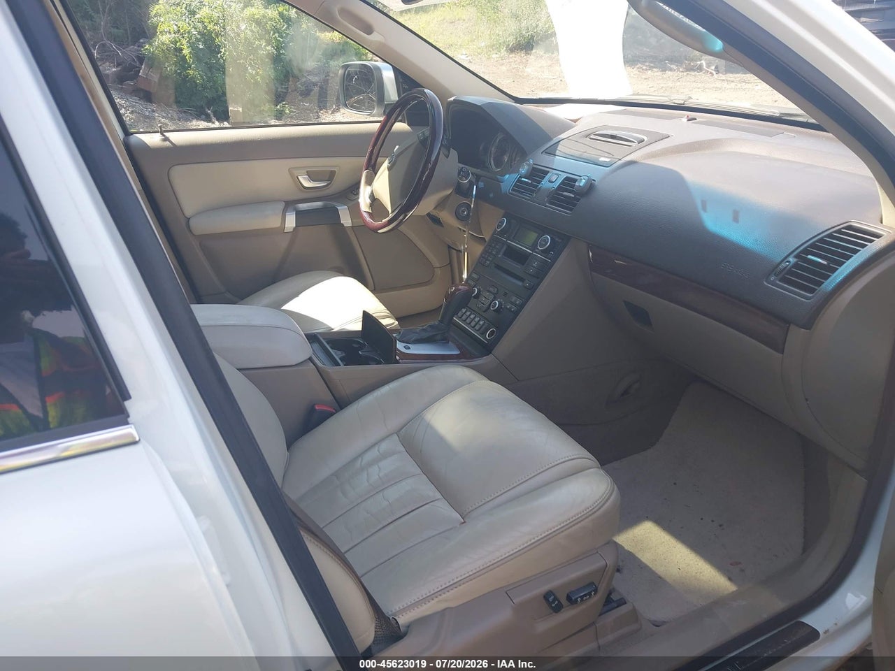 2014 VOLVO XC90 3.2 PLATINUM · 5/11