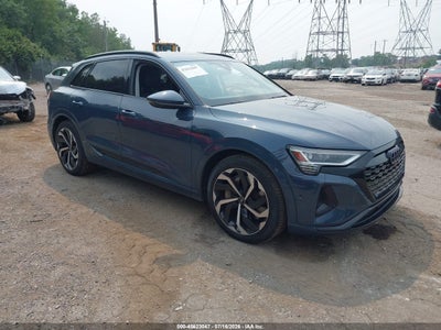 WA15AAGE7RB****** · 2024 AUDI Q8 E-TRON PREMIUM PLUS QUATTRO
