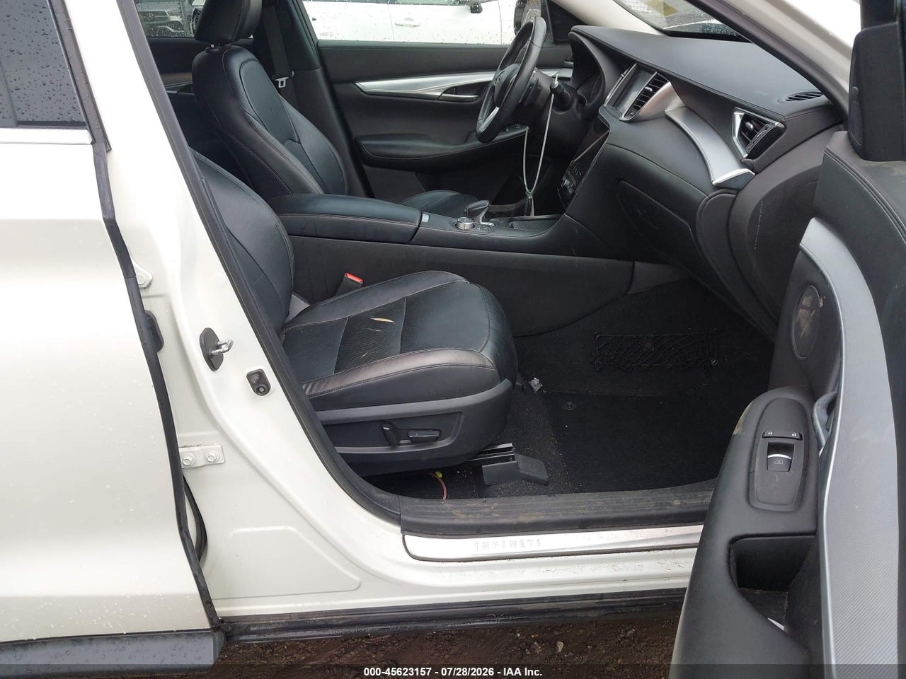 2019 INFINITI QX50 ESSENTIAL · 5/11