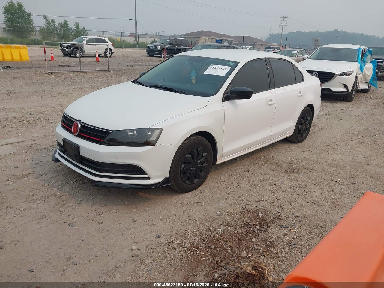 2016 VOLKSWAGEN JETTA 1.4T S · 2/11