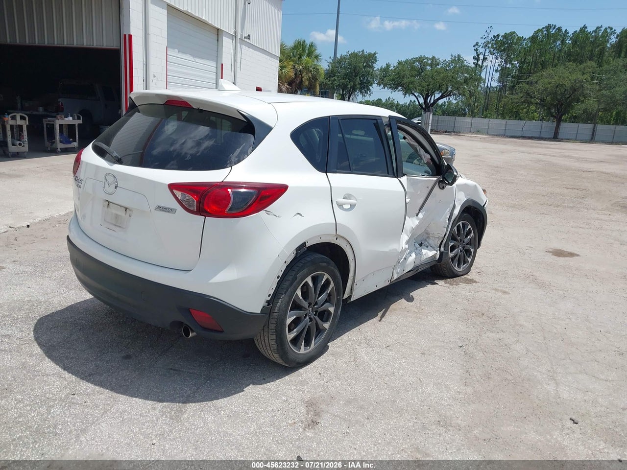 2016 MAZDA CX-5 GRAND TOURING · 4/11