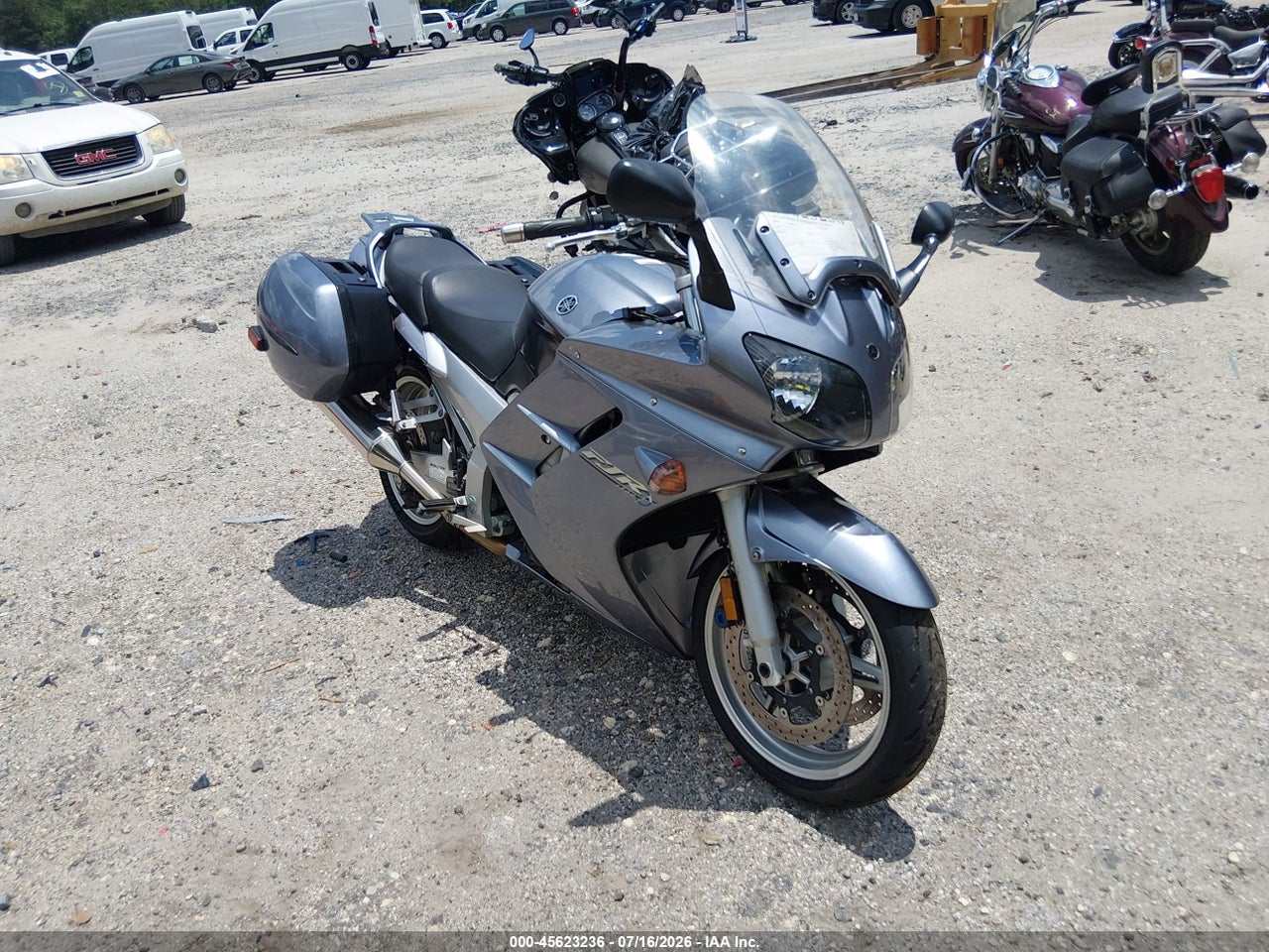 JYARP07E54A****** · 2004 YAMAHA FJR1300