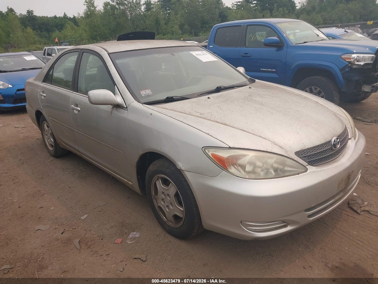 JTDBE32K420****** · 2002 TOYOTA CAMRY LE/XLE
