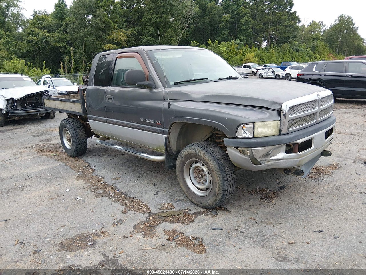 3B7KF23Z62M****** · 2002 DODGE RAM 2500 ST