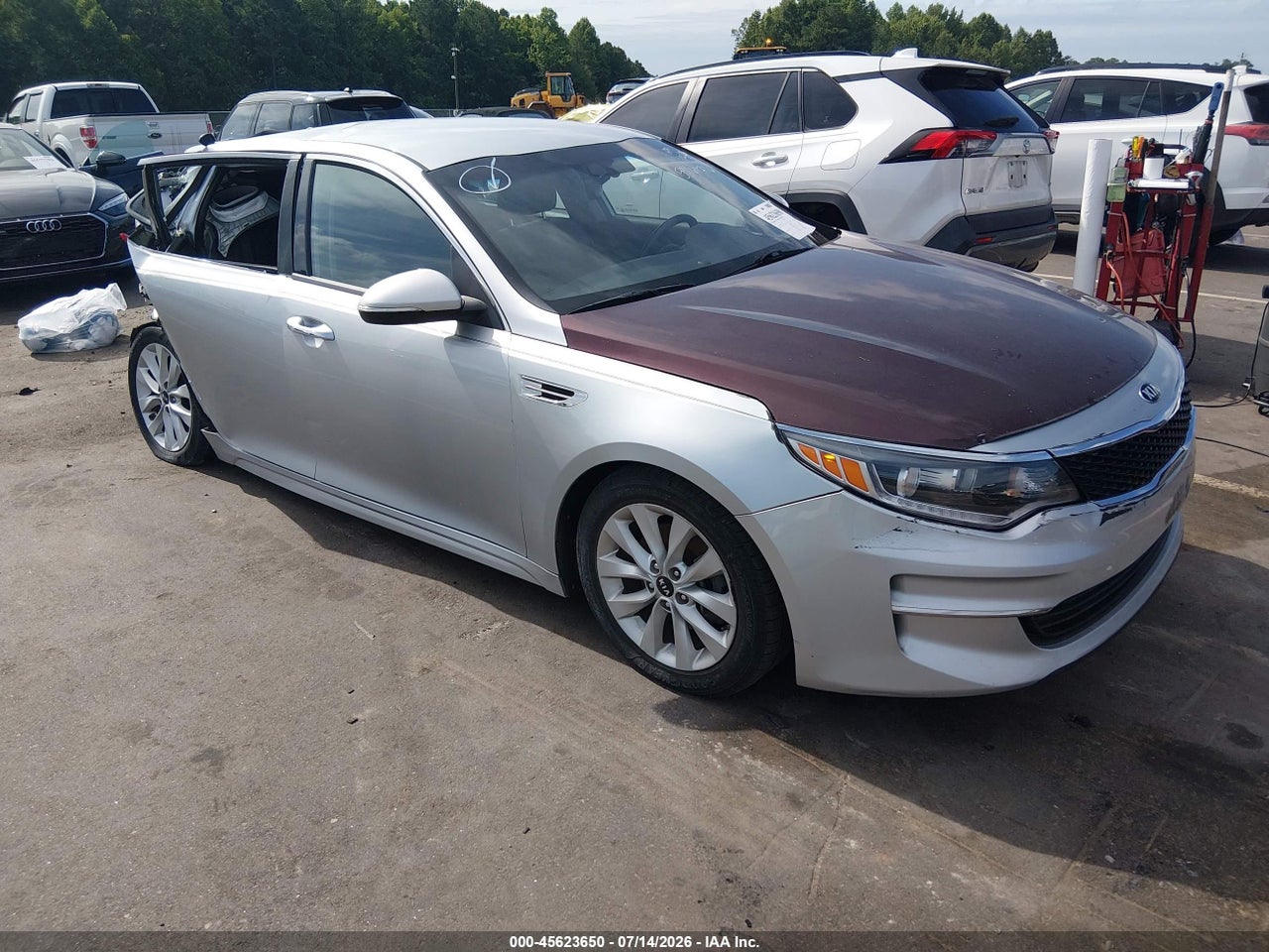5XXGU4L38JG****** · 2018 KIA OPTIMA EX