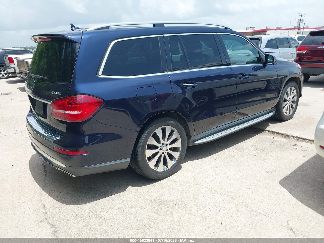 2017 MERCEDES-BENZ GLS 450 4MATIC · 4/11
